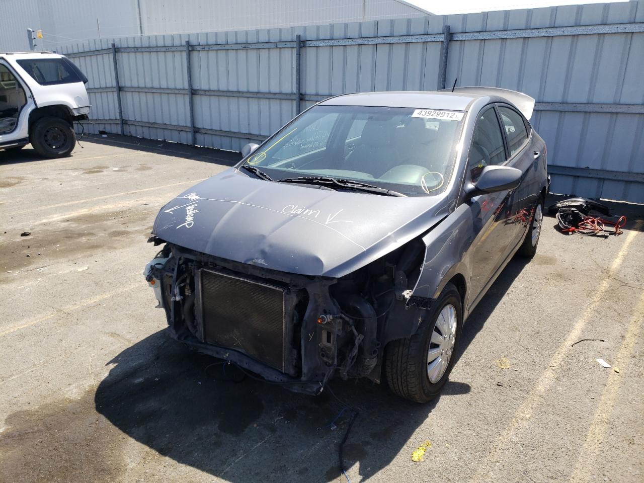 Photo 2 from auction – 2013 HYUNDAI ACCENT GLS with VIN KMHCT4AE5DU314758