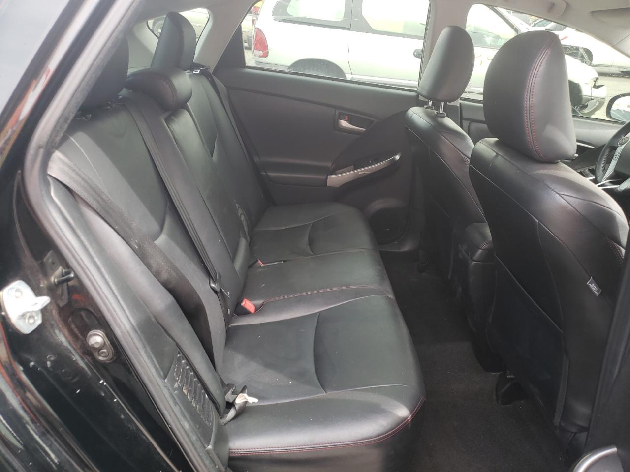 Photo 6 from auction – 2013 TOYOTA PRIUS with VIN JTDKN3DU8D5586089