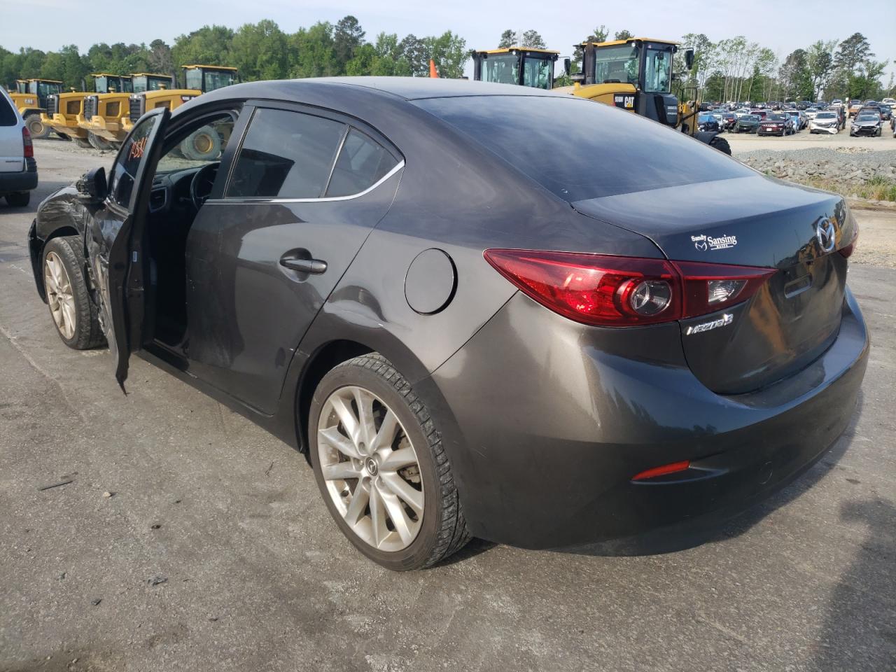 Photo 3 from auction – 2017 MAZDA 3 TOURING with VIN 3MZBN1V74HM106592