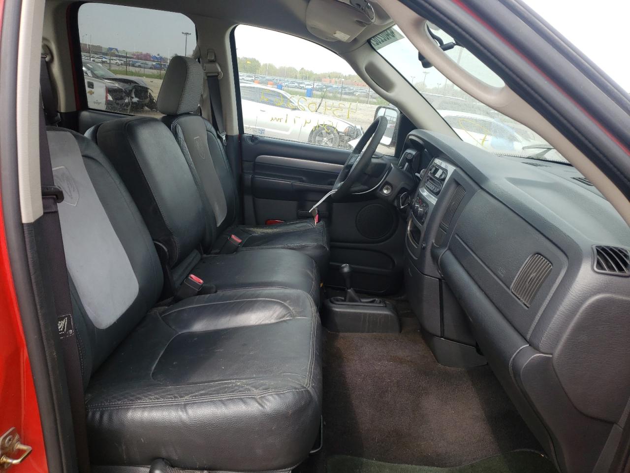 Photo 5 from auction – 2004 DODGE RAM 1500 S with VIN 1D7HU18D04S718989