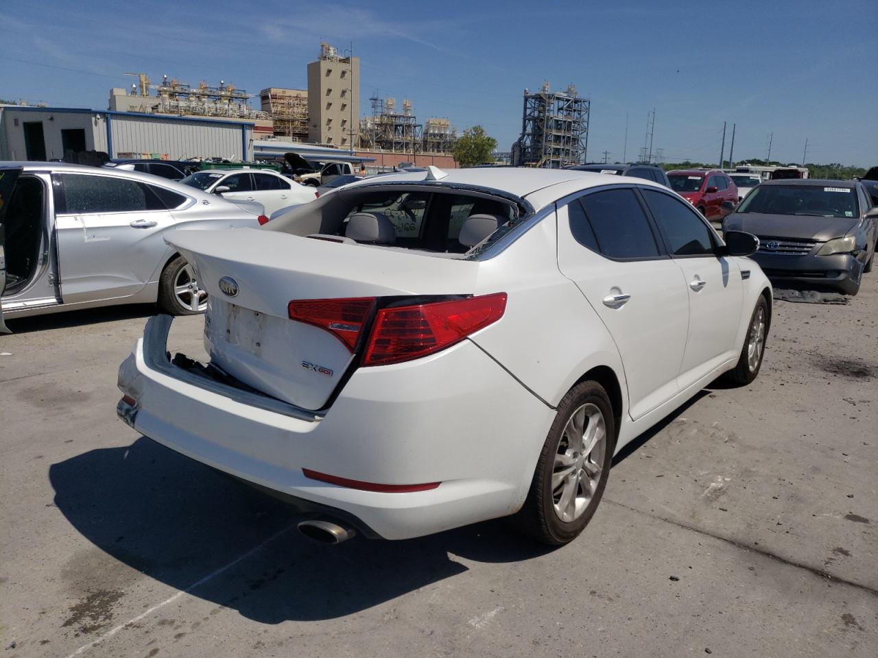 Photo 4 from auction – 2013 KIA OPTIMA EX with VIN 5XXGN4A76DG226518