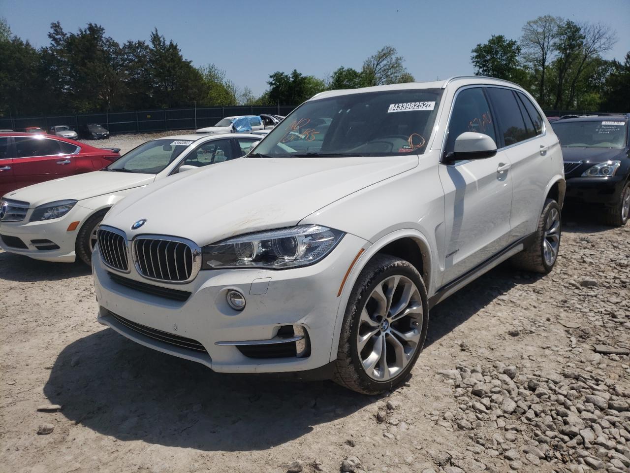 Photo 2 from auction – 2015 BMW X5 XDRIVE3 with VIN 5UXKR0C5XF0K69183
