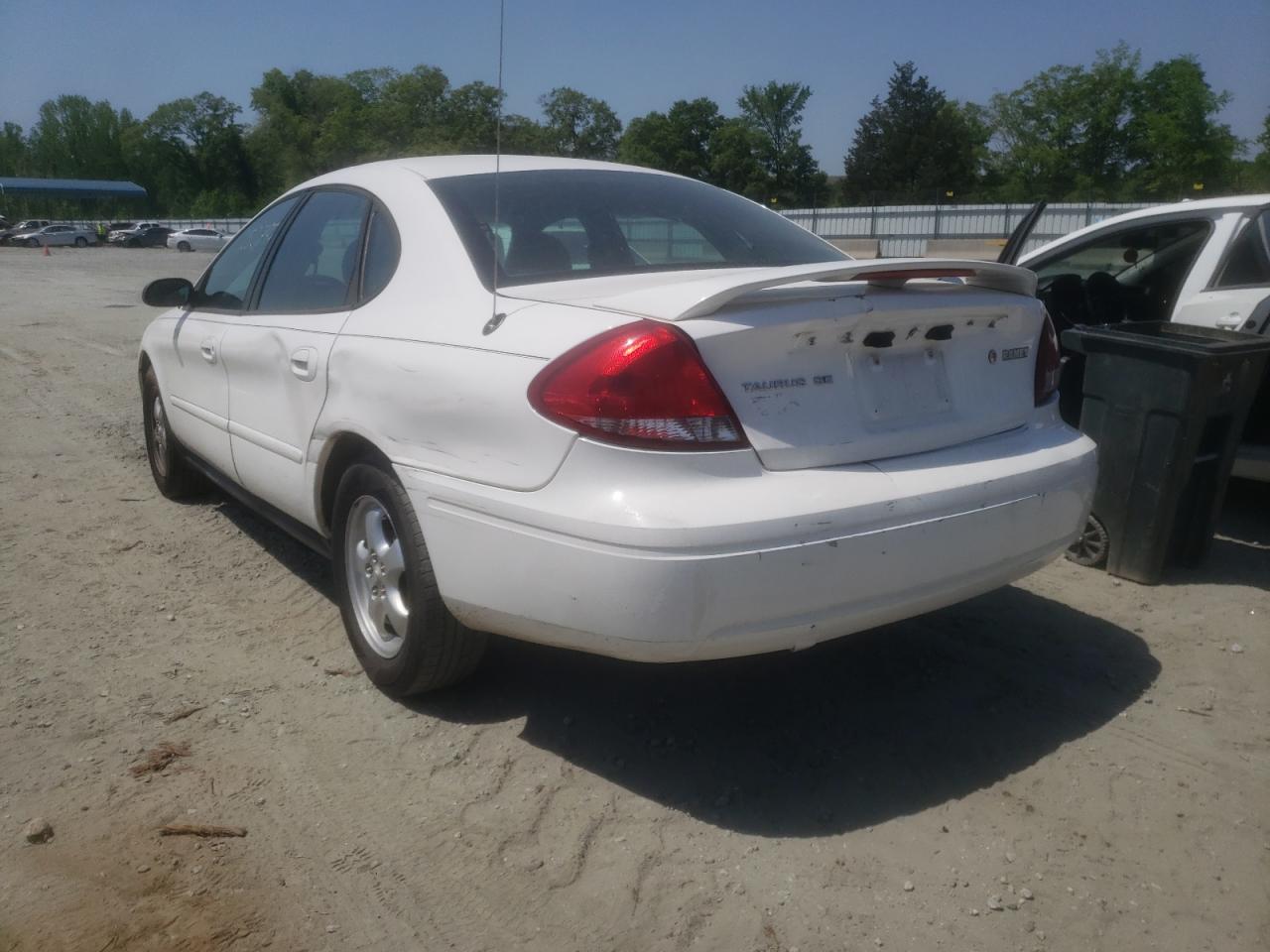 Photo 3 from auction – 2004 FORD TAURUS SE with VIN 1FAFP53244A190715