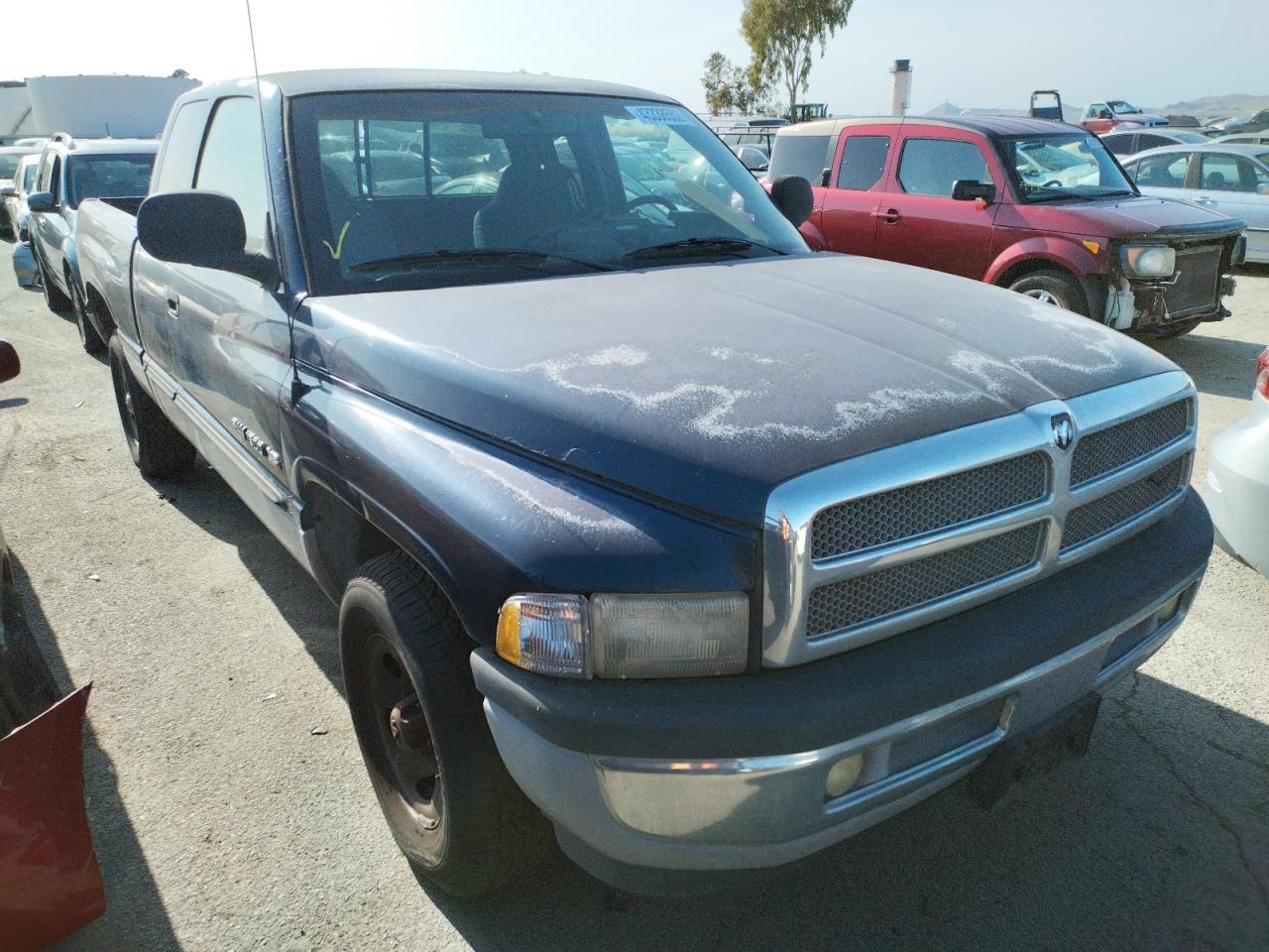 DODGE RAM 1500 2001 with VIN 3B7HC13Y91G238492 - Photo from auction