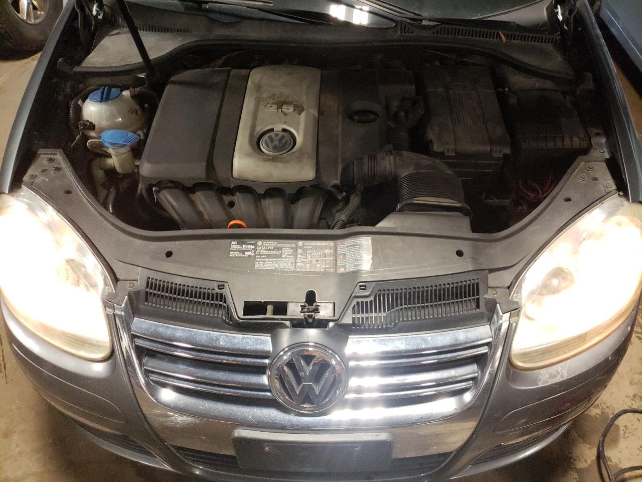 Photo 7 from auction – 2005 VOLKSWAGEN NEW JETTA with VIN 3VWSF71K95M615471