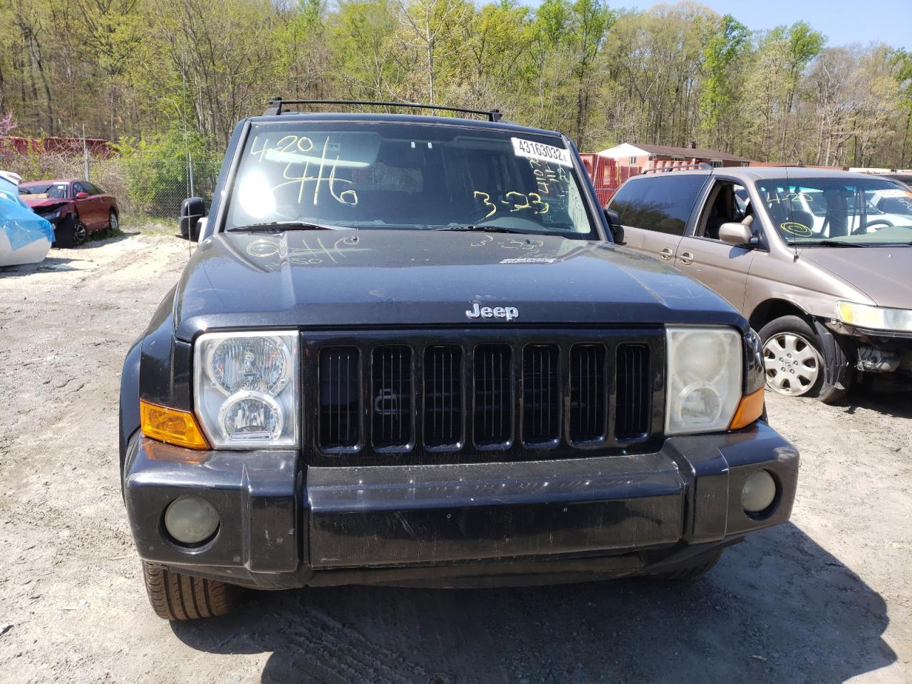 Photo 9 from auction – 2006 JEEP COMMANDER with VIN 1J8HG48K26C352461