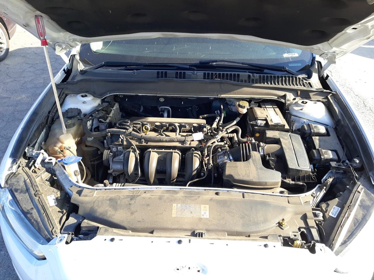 Photo 7 from auction – 2016 FORD FUSION SE with VIN 3FA6P0H71GR239984