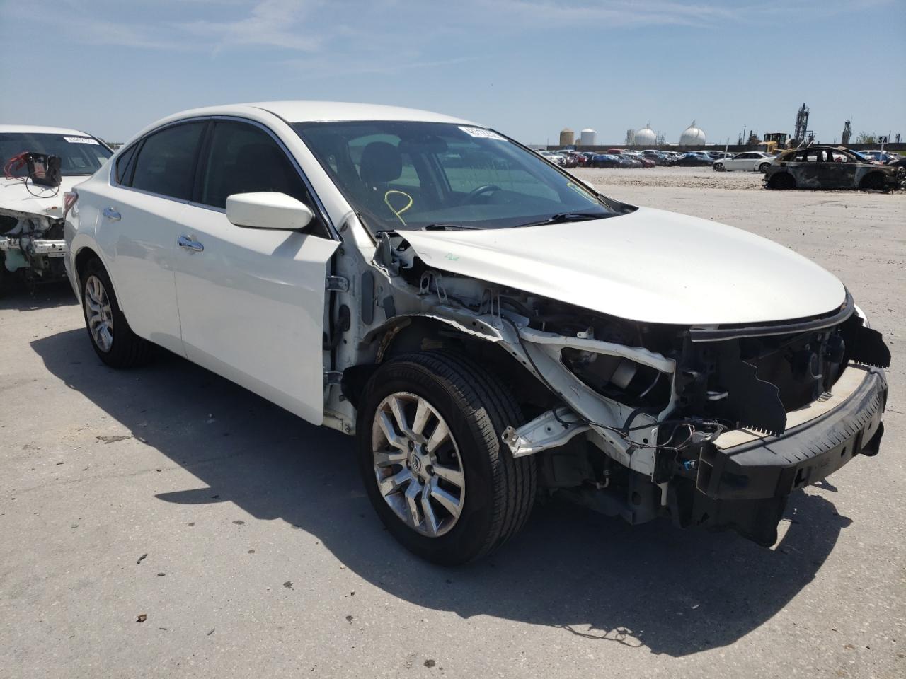 NISSAN ALTIMA 2.5 2015 with VIN 1N4AL3AP2FC227454 - Photo from auction