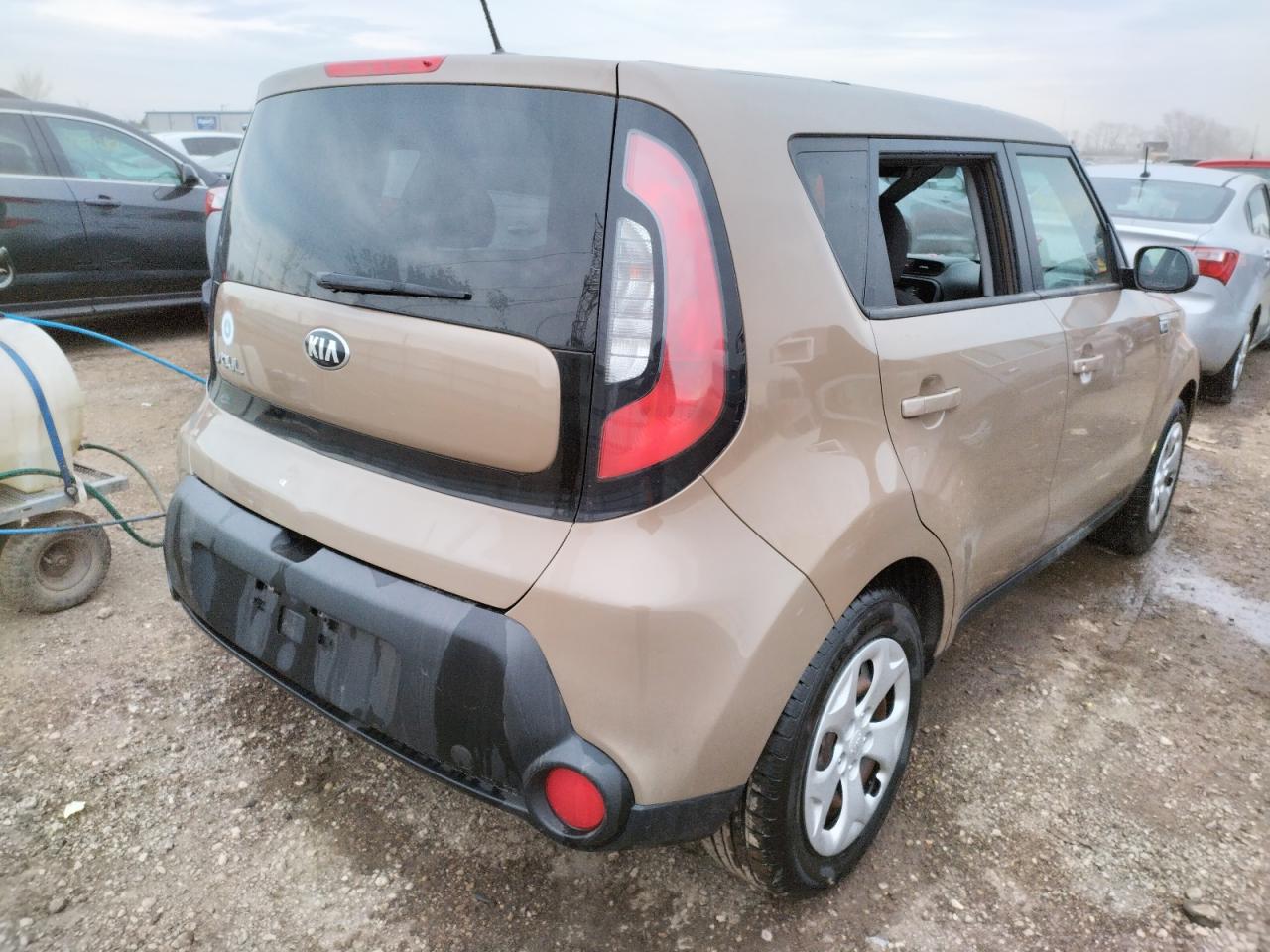 Photo 4 from auction – 2015 KIA SOUL with VIN KNDJN2A29F7132983