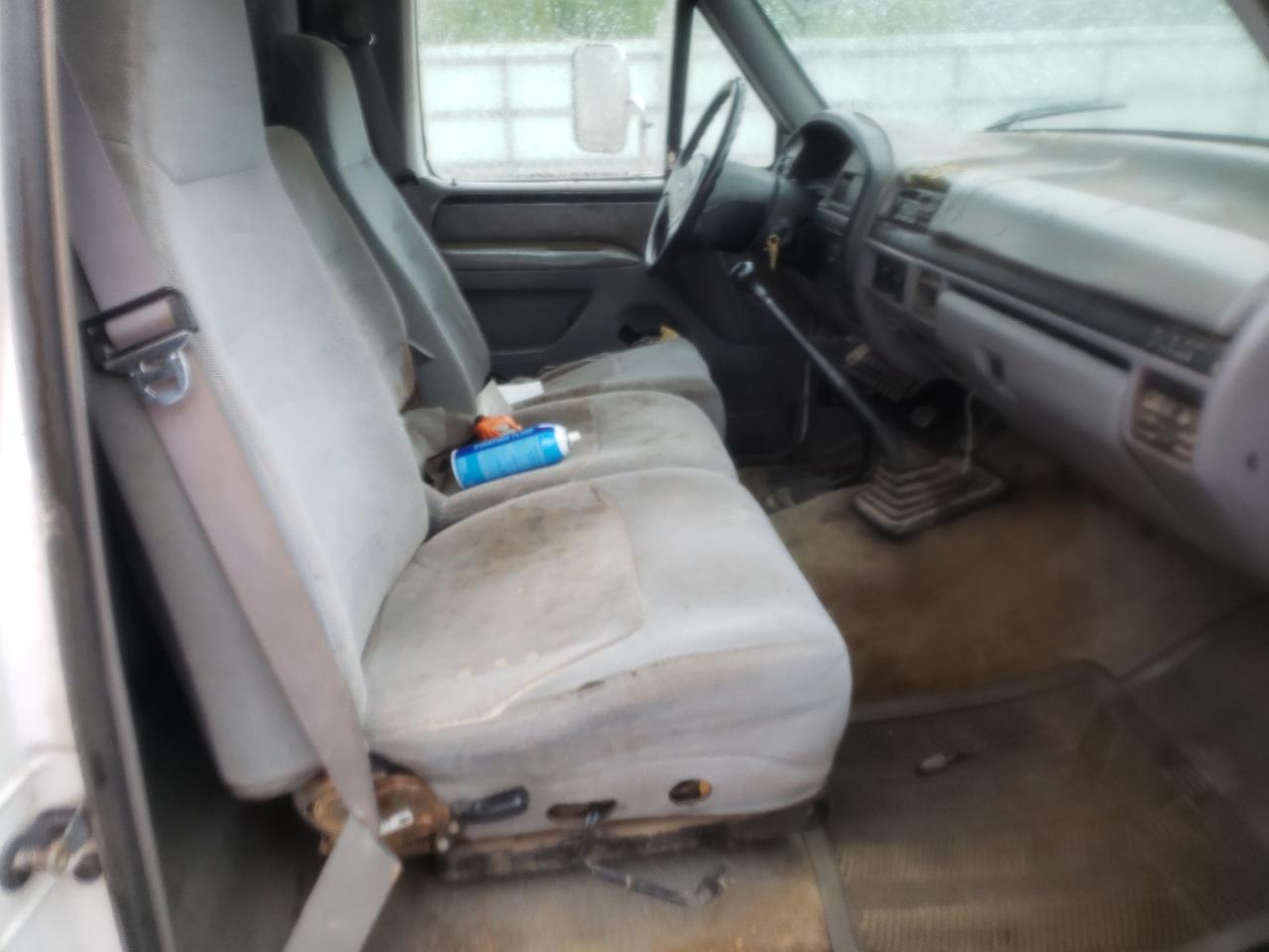 Photo 5 from auction – 1997 FORD F350 with VIN 1FDKF38F8VEB19308