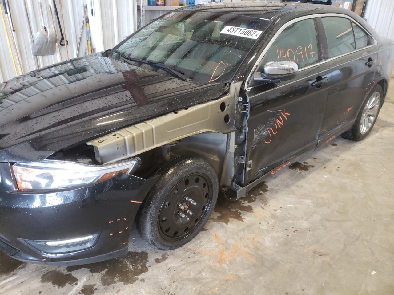Photo 9 from auction – 2013 FORD TAURUS LIM with VIN 1FAHP2F82DG105567
