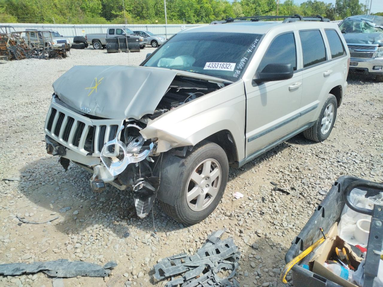 Photo 2 from auction – 2009 JEEP GRAND CHER with VIN 1J8GR48K69C540751