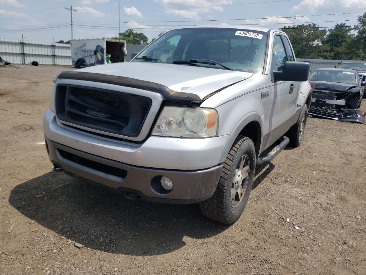 Photo 2 from auction – 2006 FORD F150 with VIN 1FTRF04576KB60661