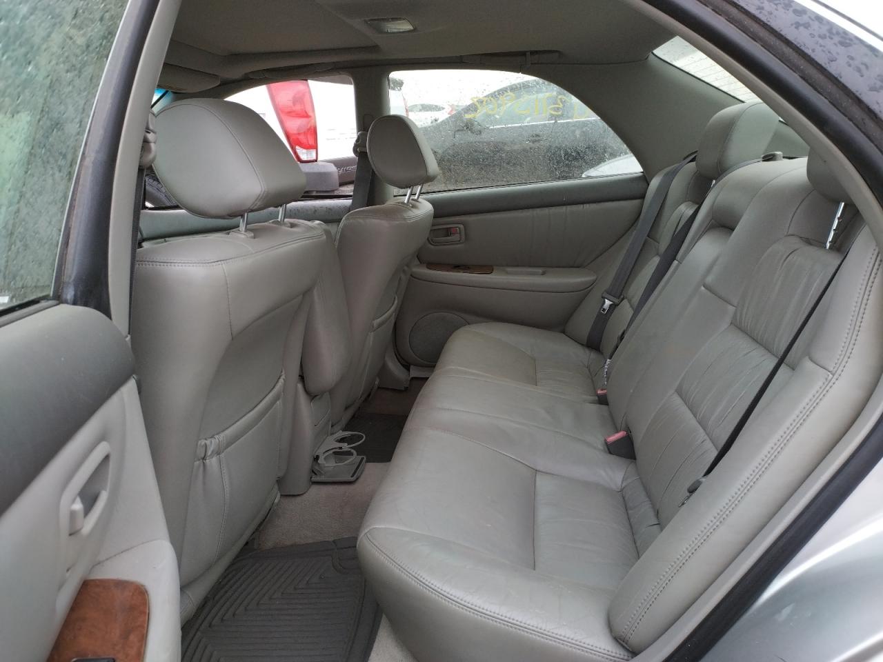 Photo 6 from auction – 2001 LEXUS ES 300 with VIN JT8BF28G315106501