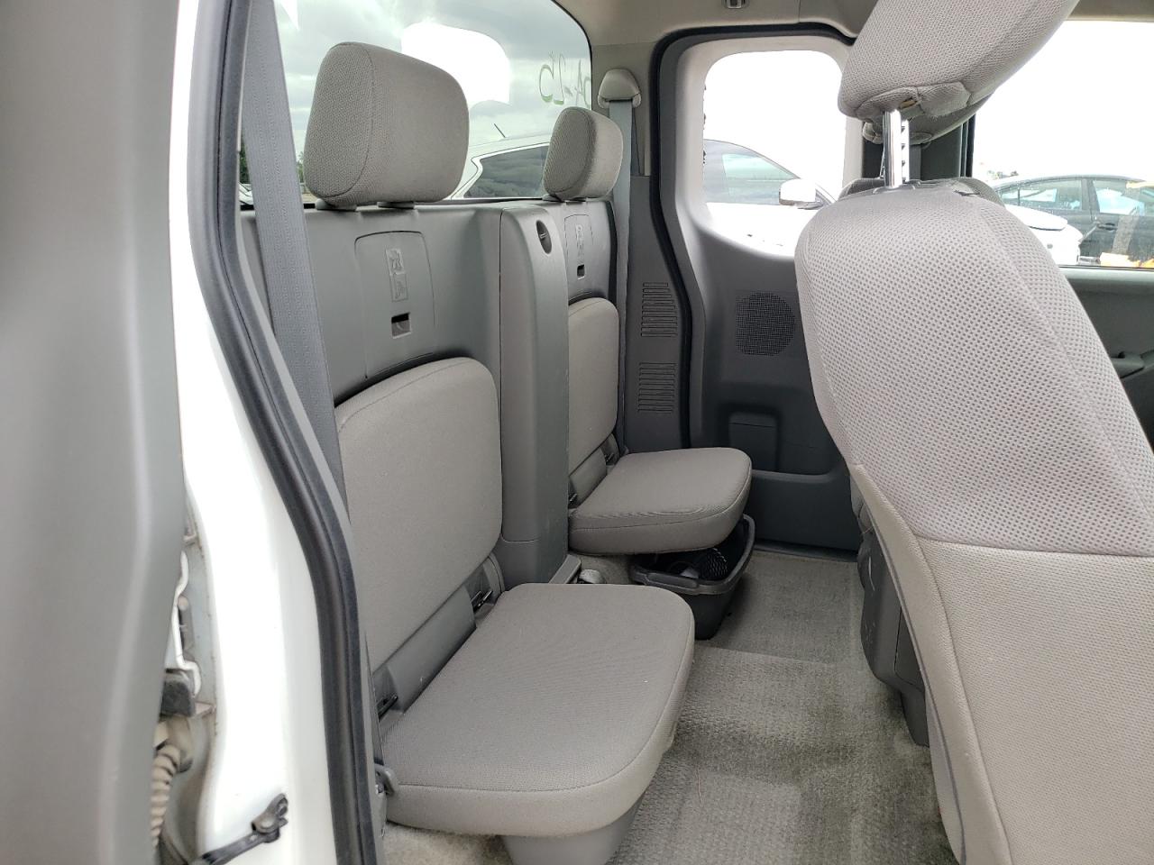 Photo 6 from auction – 2015 NISSAN FRONTIER S with VIN 1N6BD0CT4FN759861