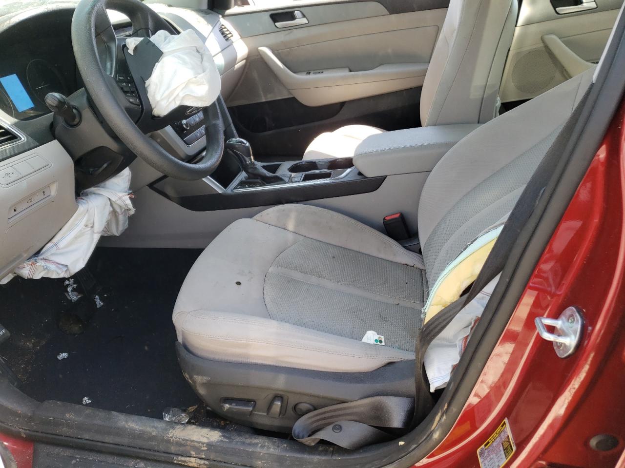 Photo 5 from auction – 2015 HYUNDAI SONATA SE with VIN 5NPE24AF4FH174353