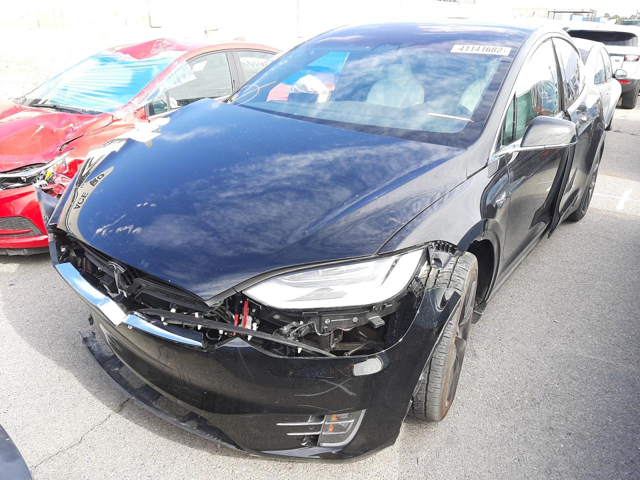 Photo 2 from auction – 2020 TESLA MODEL X with VIN 5YJXCBE22LF303900