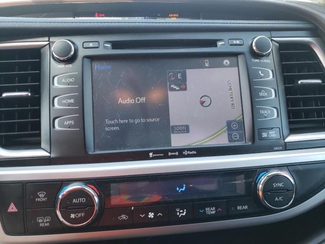 Photo 9 from auction – 2018 TOYOTA HIGHLANDER with VIN 5TDKZRFH3JS250900