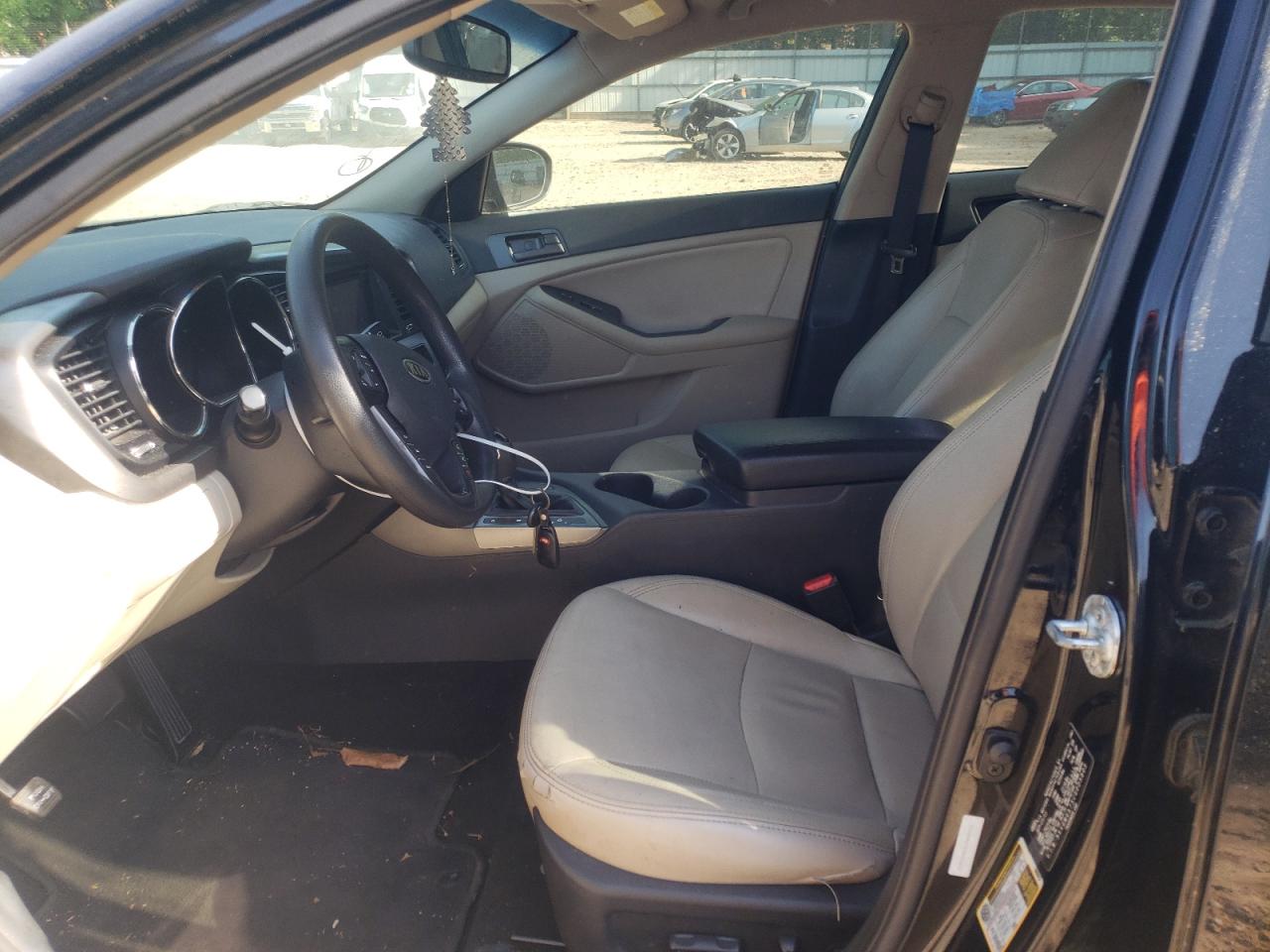 Photo 5 from auction – 2012 KIA OPTIMA LX with VIN 5XXGM4A75CG005803