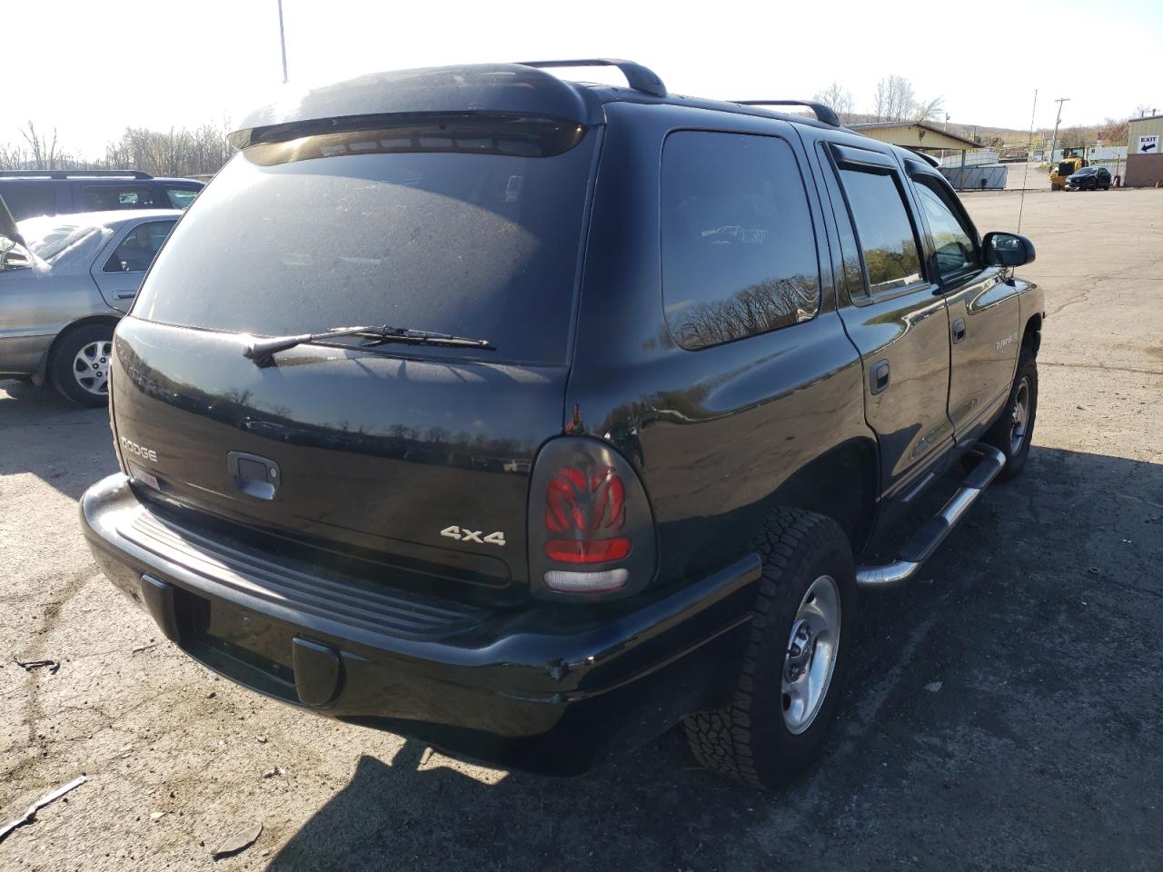 Photo 4 from auction – 1999 DODGE DURANGO with VIN 1B4HS28Y2XF629413