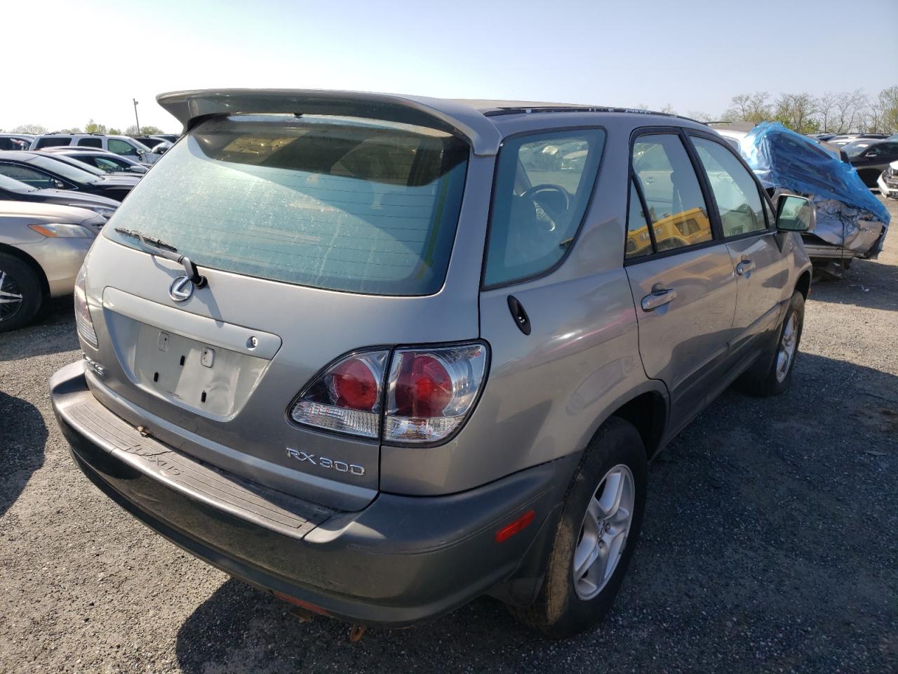 Photo 4 from auction – 2002 LEXUS RX 300 with VIN JTJHF10U320243733