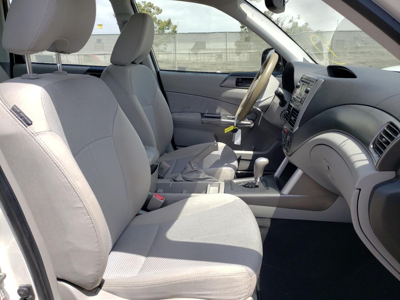 Photo 5 from auction – 2013 SUBARU FORESTER 2 with VIN JF2SHABCXDH429010