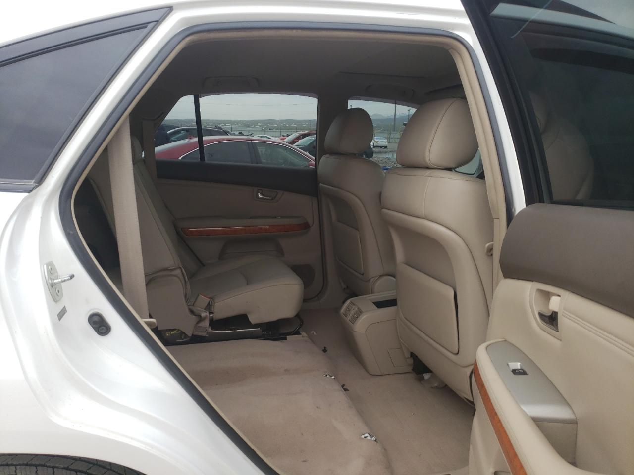 Photo 6 from auction – 2007 LEXUS RX 350 with VIN 2T2HK31U37C029102