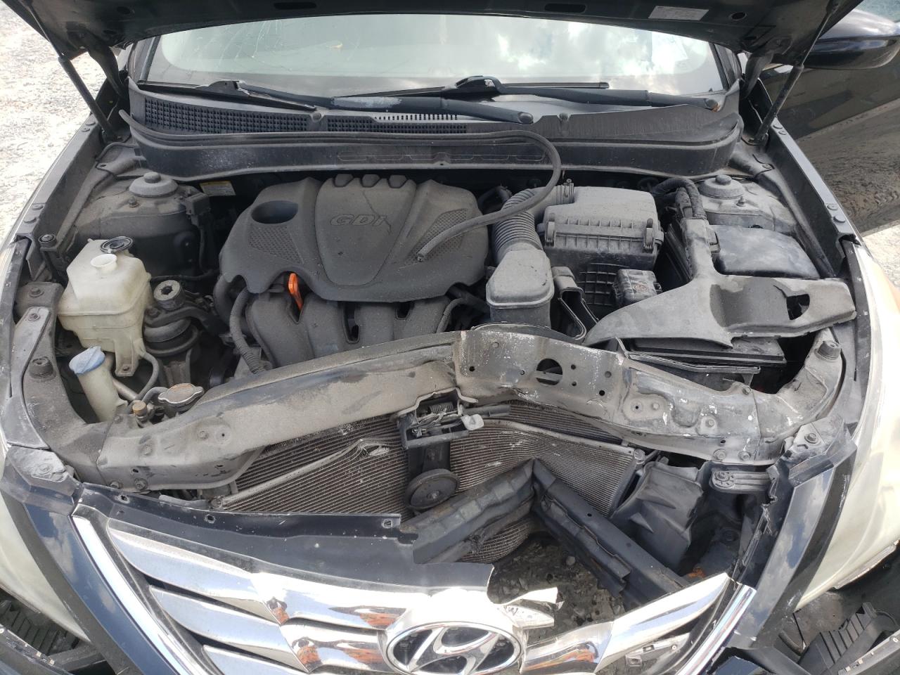 Photo 7 from auction – 2011 HYUNDAI SONATA SE with VIN 5NPEC4AC1BH118478