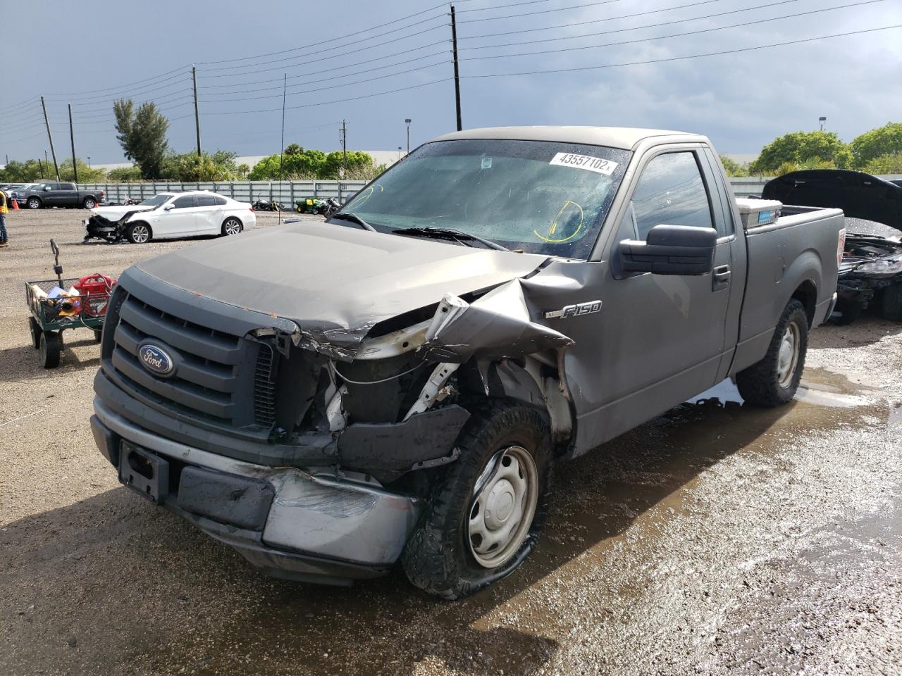 Photo 2 from auction – 2010 FORD F150 with VIN 1FTMF1CWXAFC63360