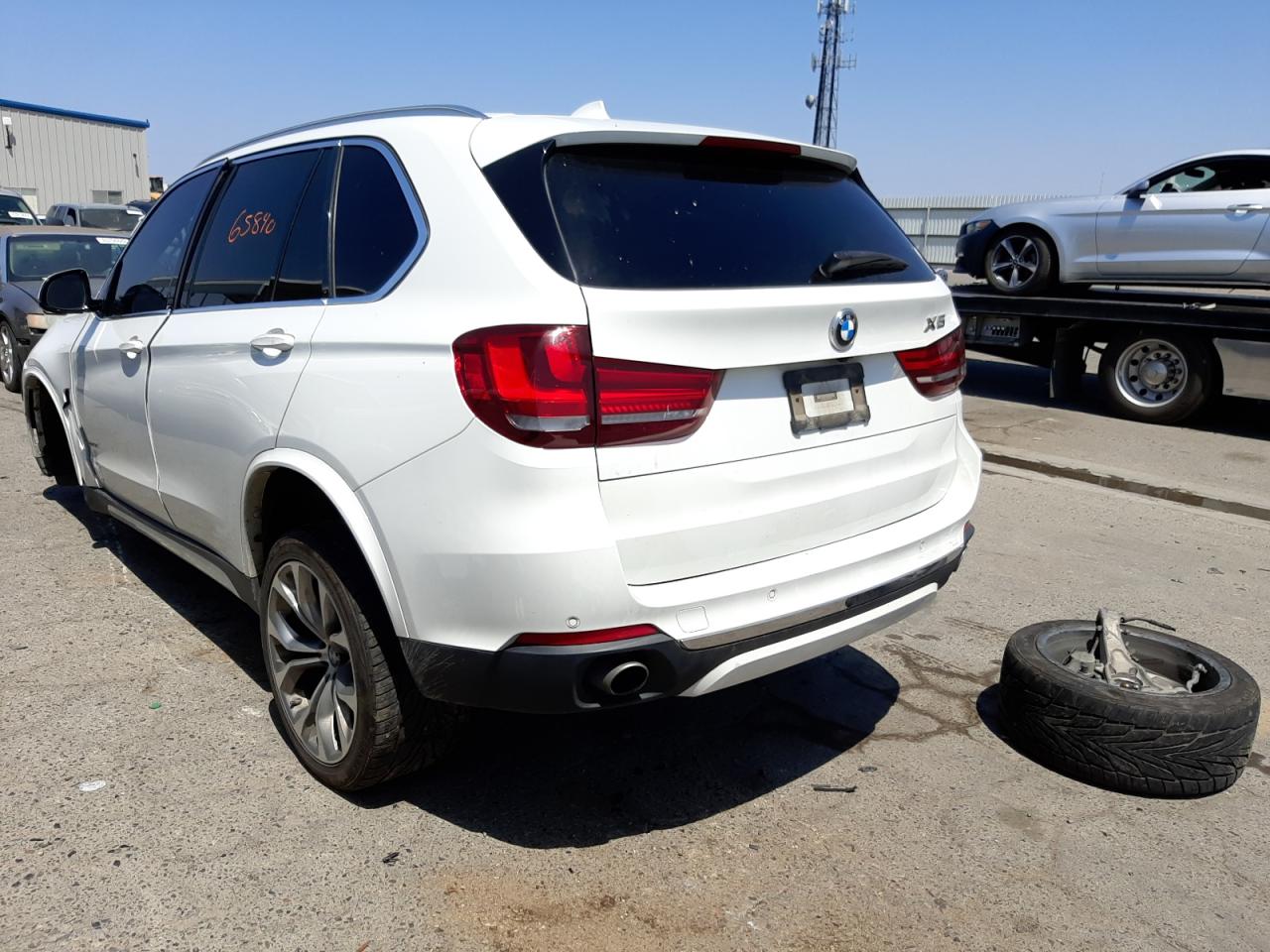 Photo 3 from auction – 2017 BMW X5 SDRIVE3 with VIN 5UXKR2C5XH0U18643