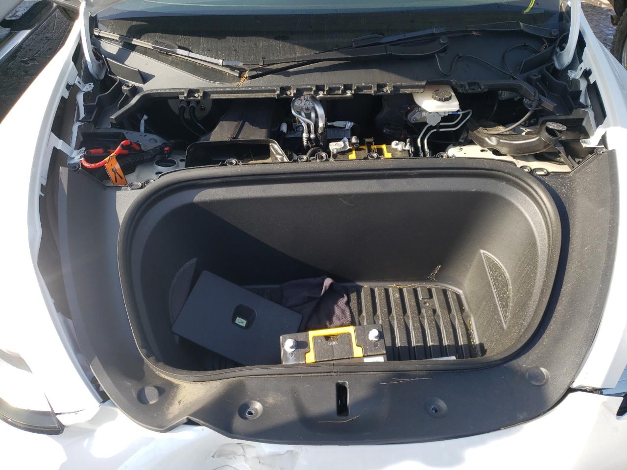 Photo 7 from auction – 2022 TESLA MODEL Y with VIN 7SAYGAEEXNF330295