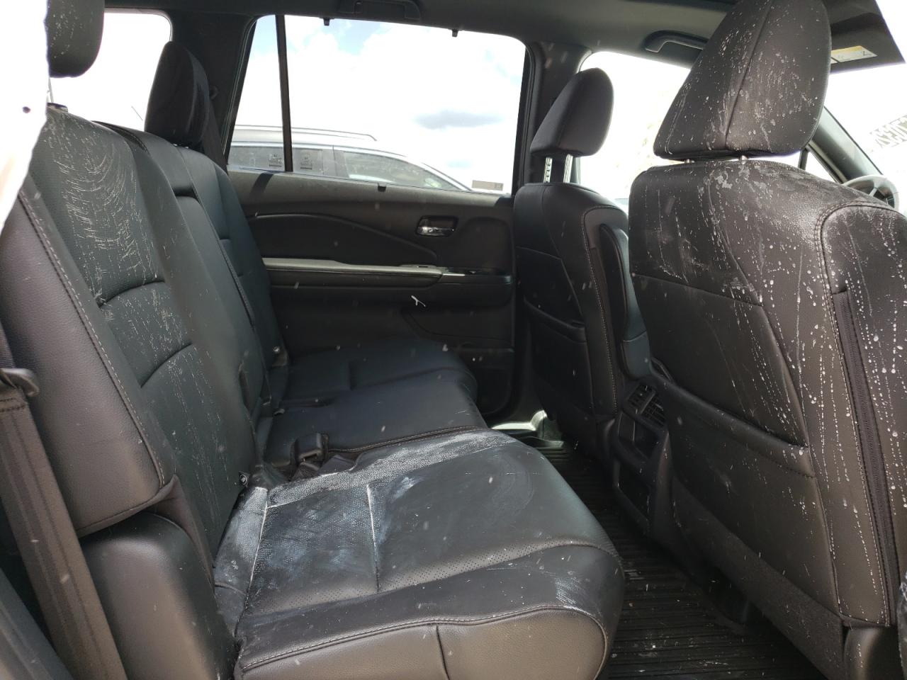 Photo 6 from auction – 2019 HONDA PASSPORT E with VIN 5FNYF7H5XKB001204