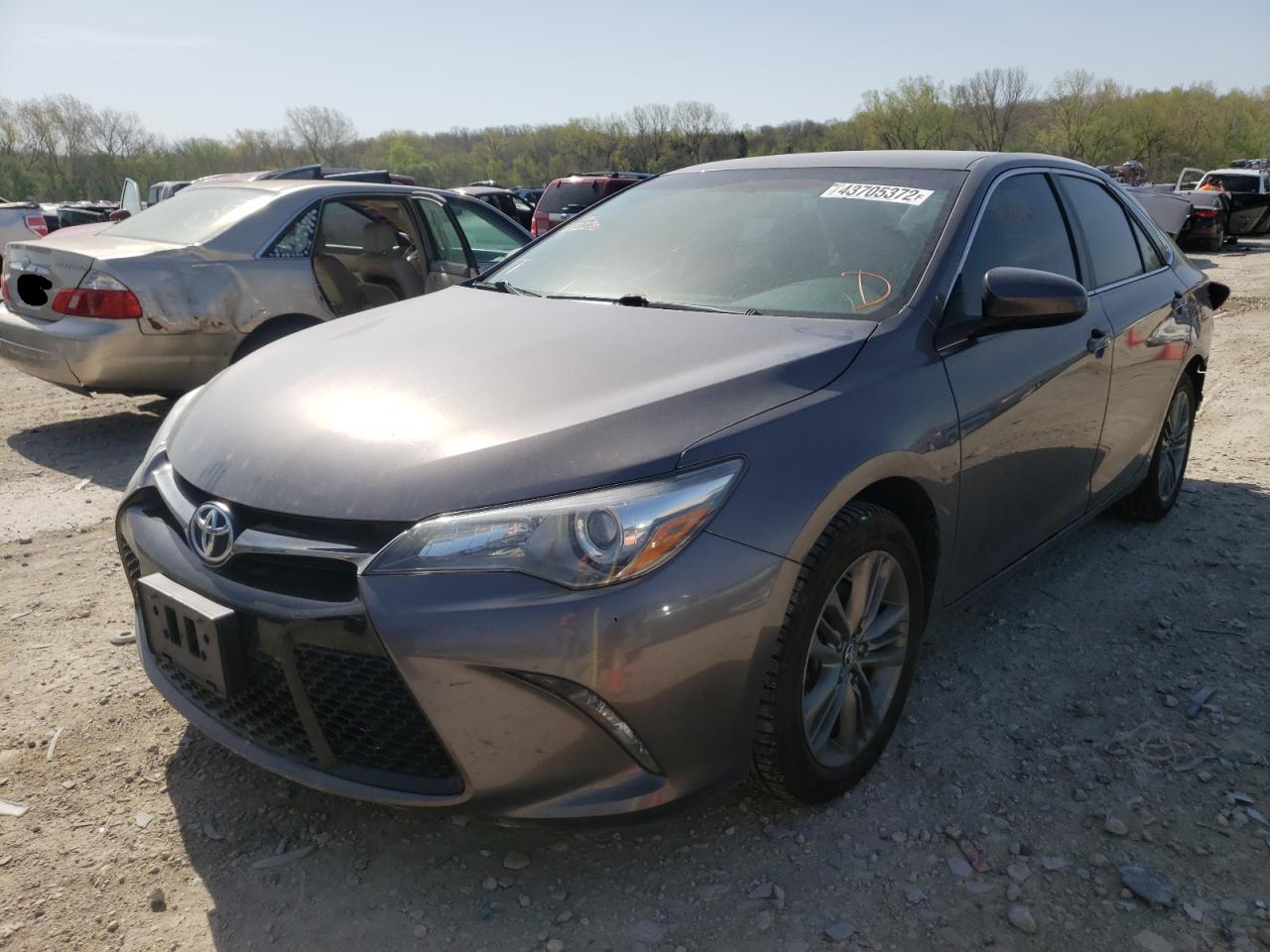 Photo 2 from auction – 2017 TOYOTA CAMRY LE with VIN 4T1BF1FK3HU282270