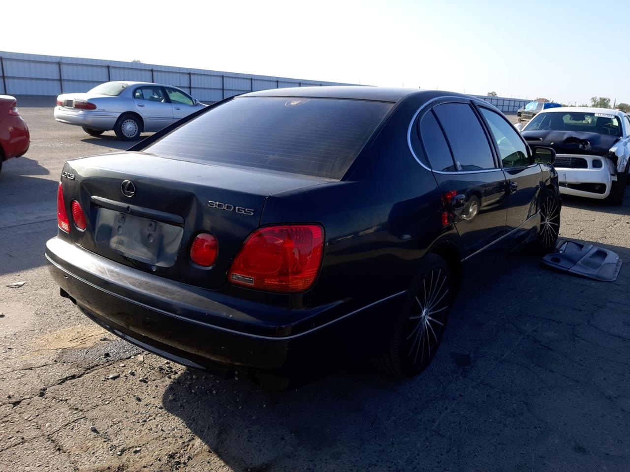 Photo 4 from auction – 2002 LEXUS GS 300 with VIN JT8BD69S820165297
