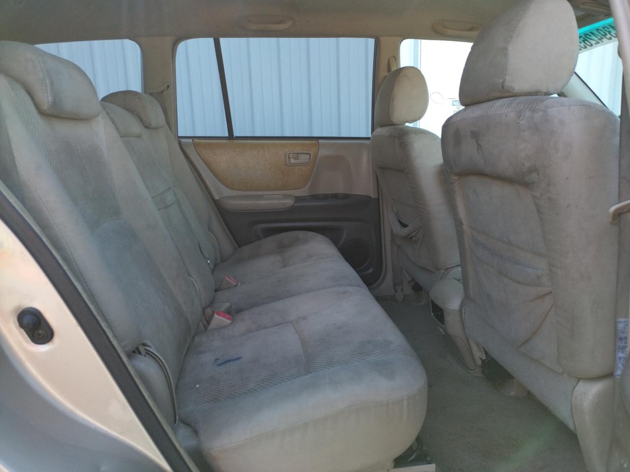 Photo 6 from auction – 2004 TOYOTA HIGHLANDER with VIN JTEDP21A640037555