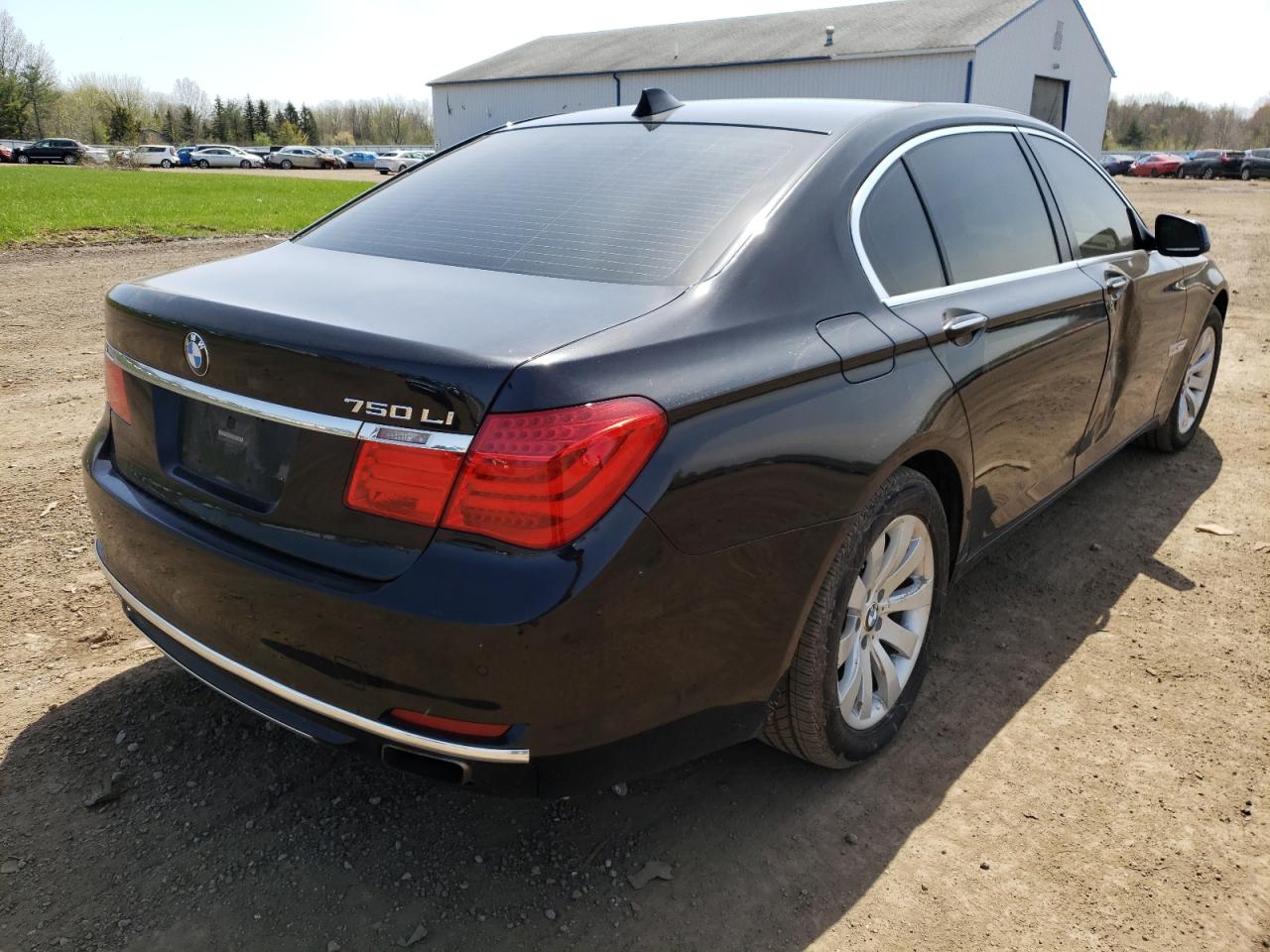 Photo 4 from auction – 2011 BMW 7 SERIES with VIN WBAKC8C56BC431835