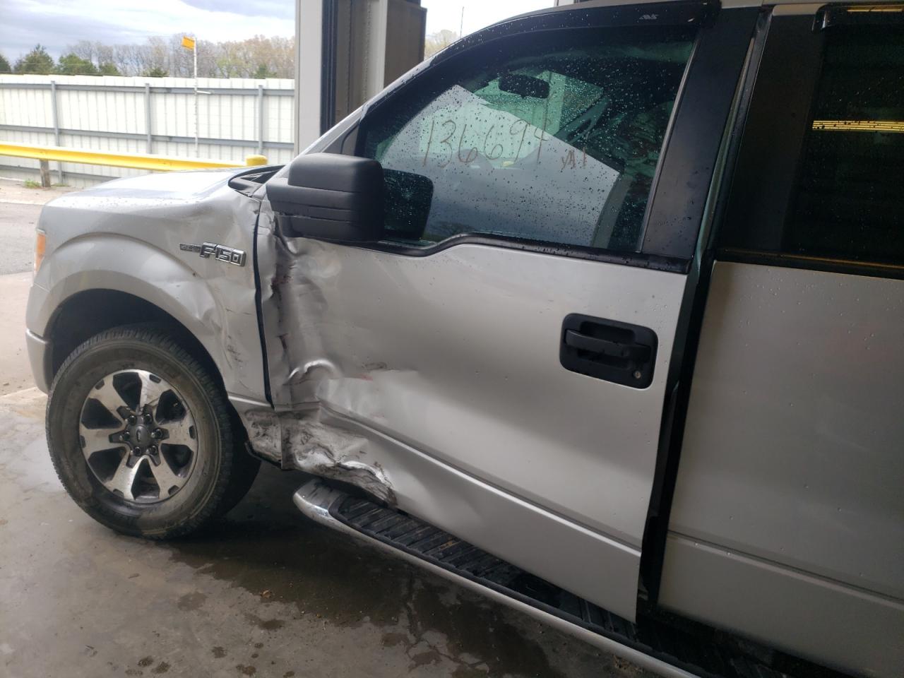Photo 9 from auction – 2012 FORD F150 SUPER with VIN 1FTFX1EF4CKE23004