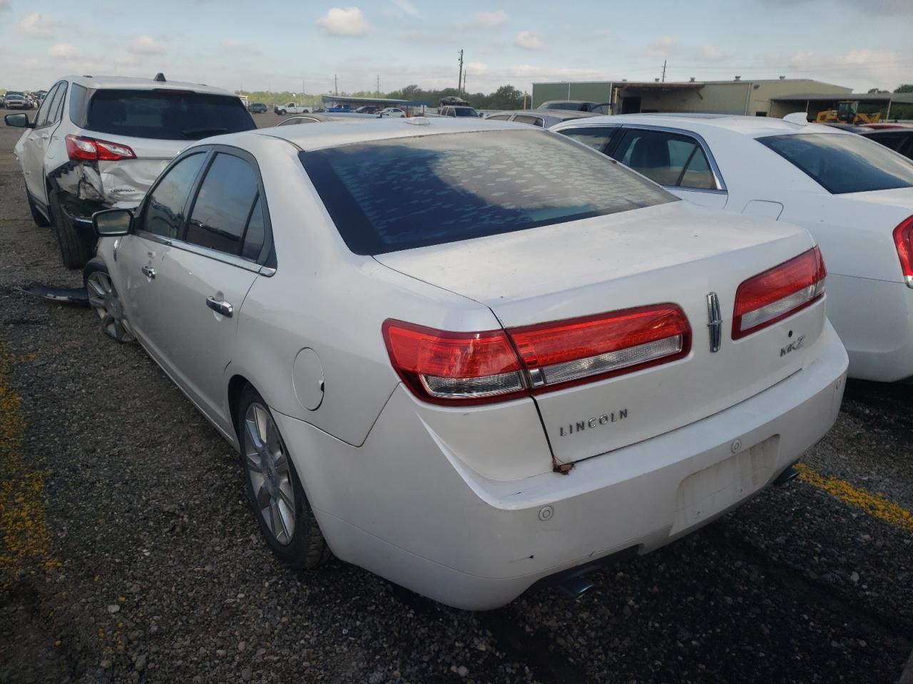 Photo 3 from auction – 2010 LINCOLN MKZ with VIN 3LNHL2GC7AR613414
