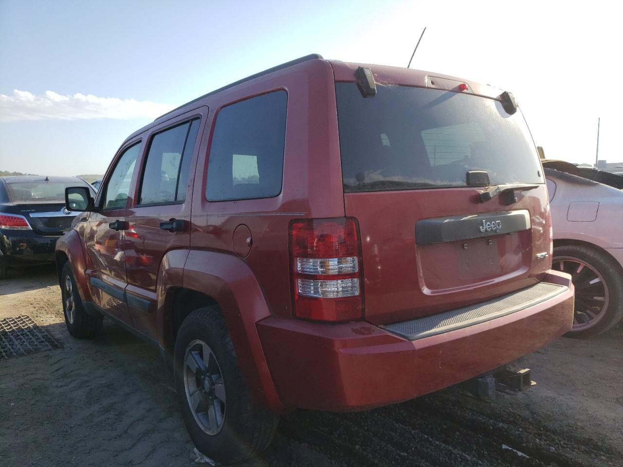Photo 3 from auction – 2008 JEEP LIBERTY SP with VIN 1J8GP28K08W229811