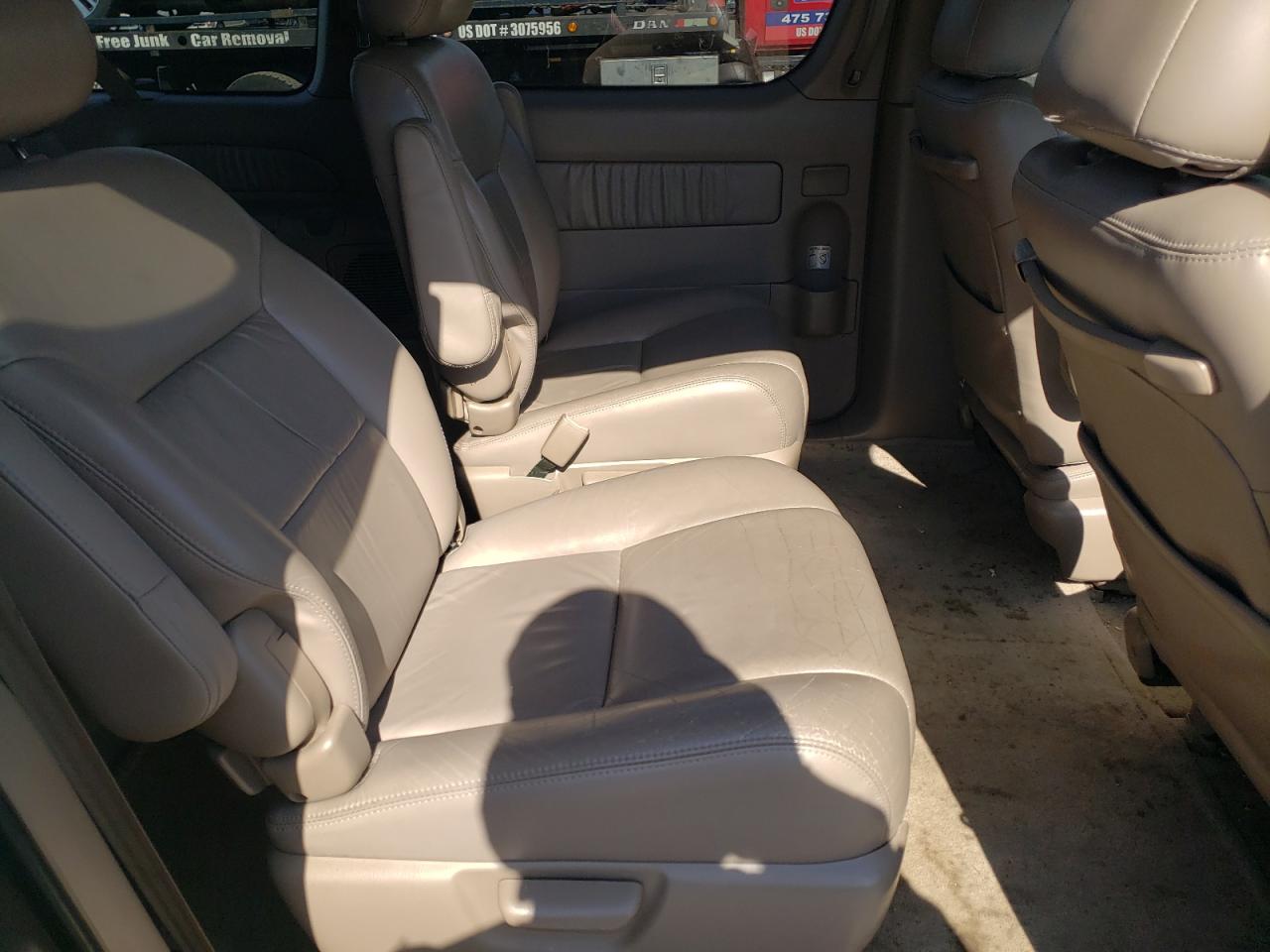Photo 6 from auction – 2000 TOYOTA SIENNA LE with VIN 4T3ZF13C0YU302672