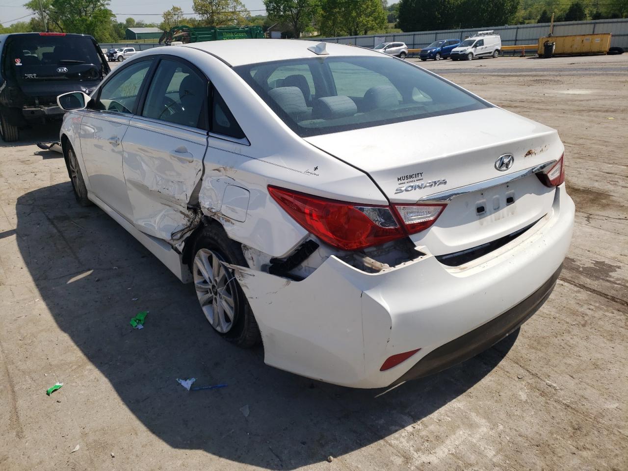 Photo 3 from auction – 2014 HYUNDAI SONATA GLS with VIN 5NPEB4AC4EH872210