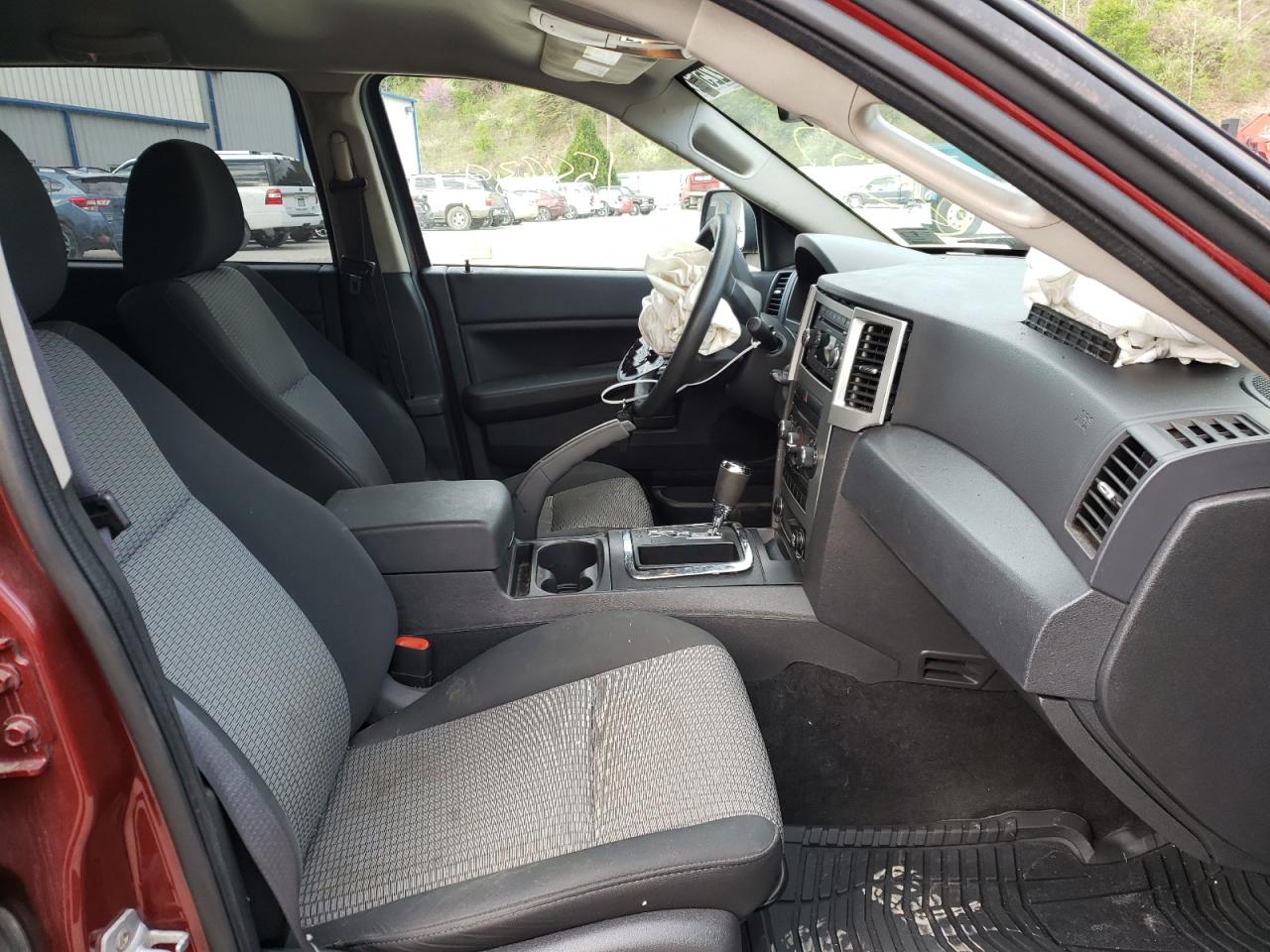 Photo 5 from auction – 2008 JEEP GRAND CHER with VIN 1J8GR48K68C216035