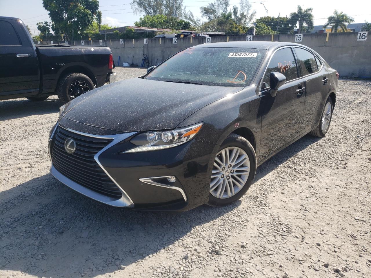 Photo 14 from auction – 2017 LEXUS ES 350 with VIN 58ABK1GG3HU052839