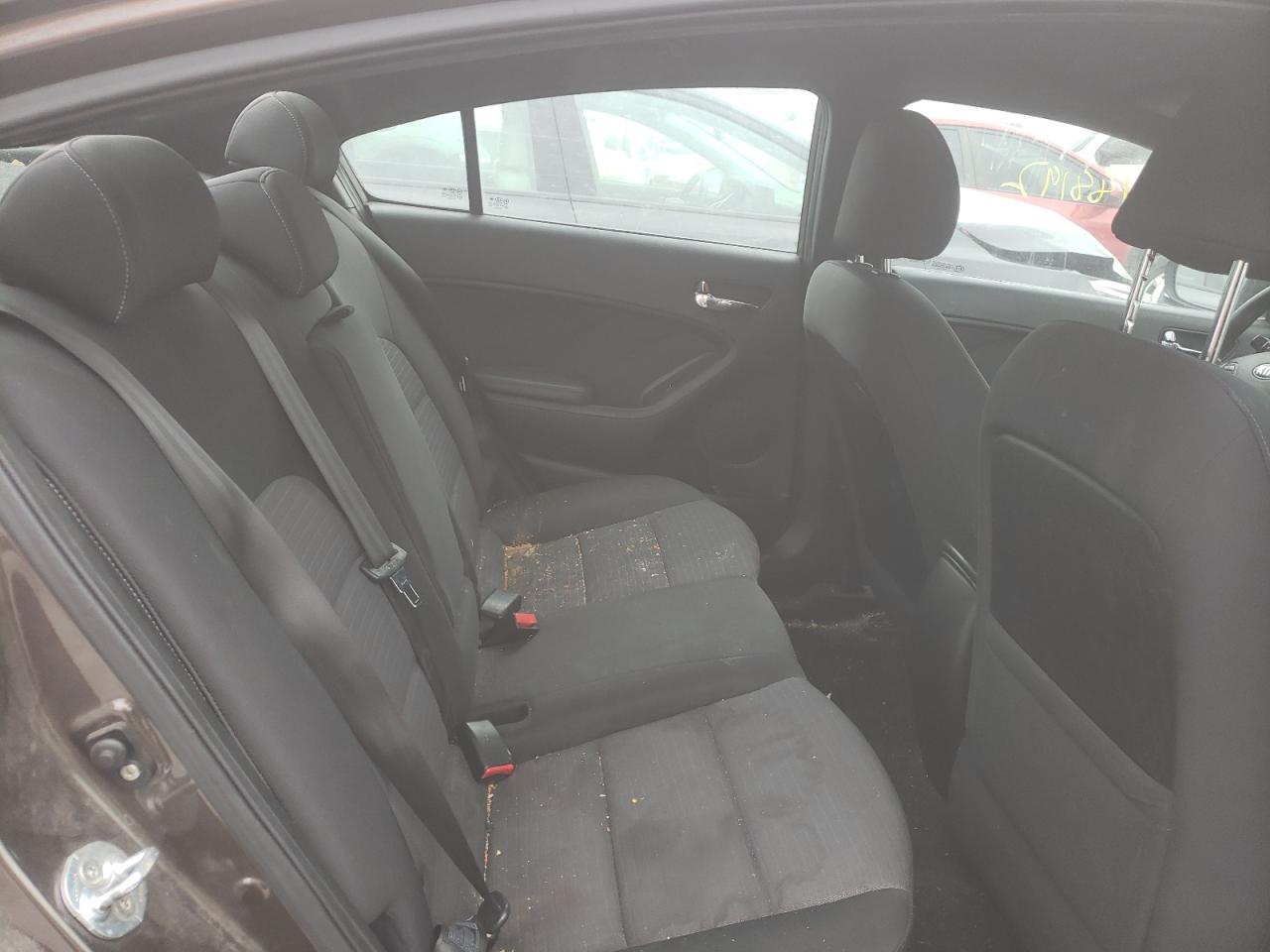 Photo 6 from auction – 2014 KIA FORTE LX with VIN KNAFX4A67E5097379