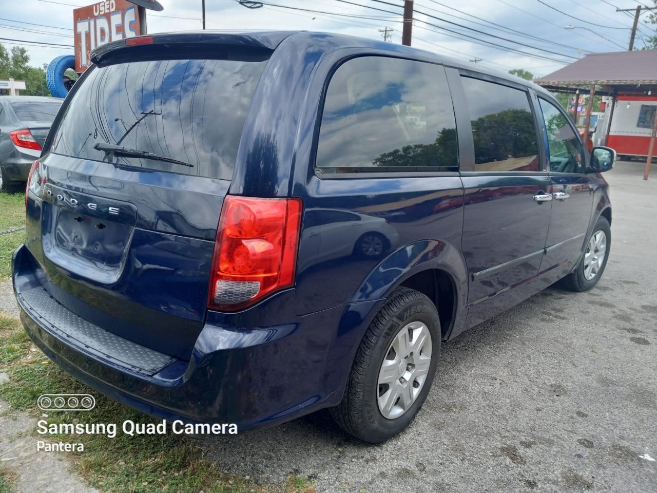 Photo 4 from auction – 2013 DODGE GRAND CARA with VIN 2C4RDGBGXDR648729