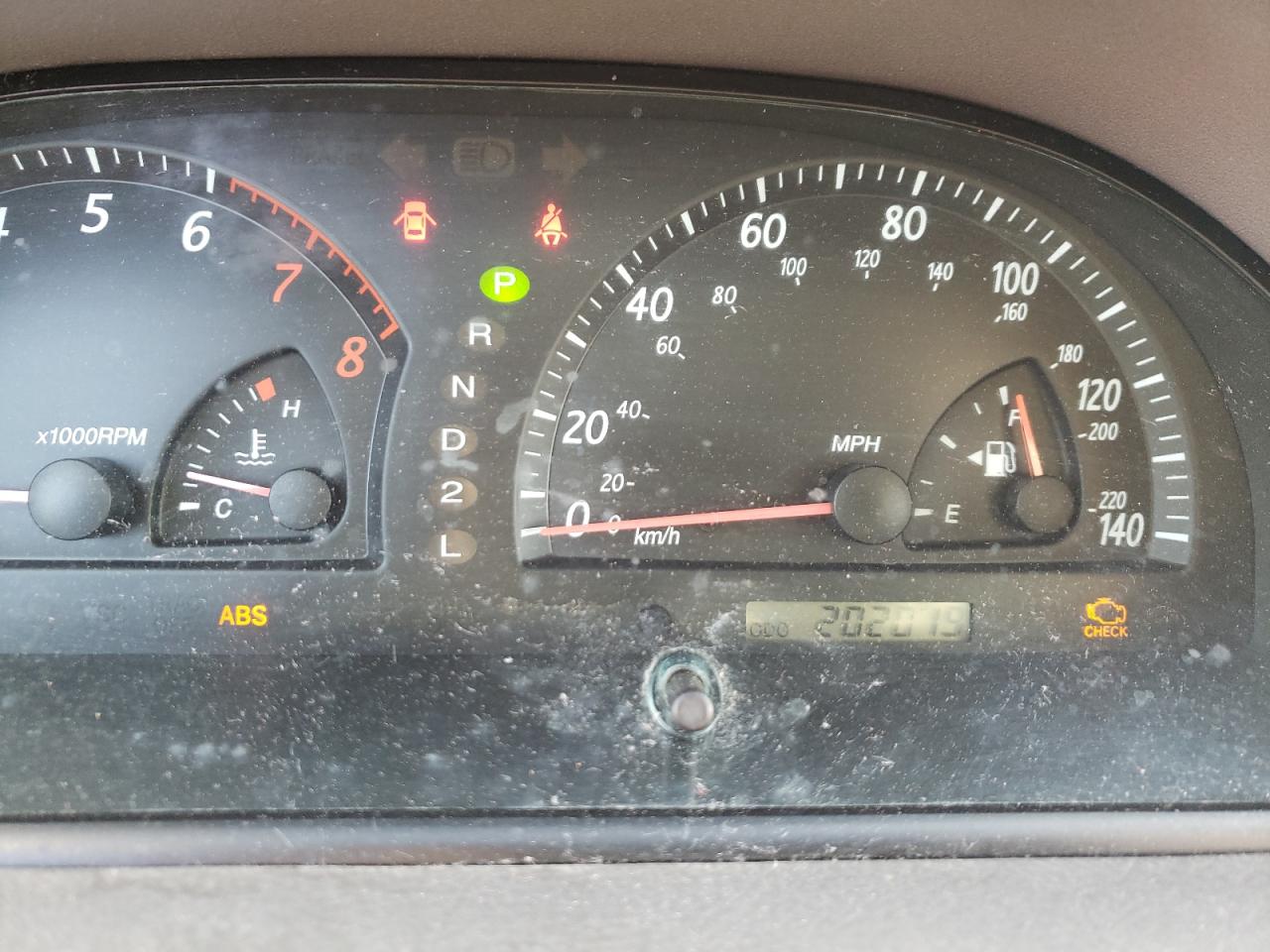 Photo 8 from auction – 2002 TOYOTA CAMRY LE with VIN 4T1BE30K22U606548