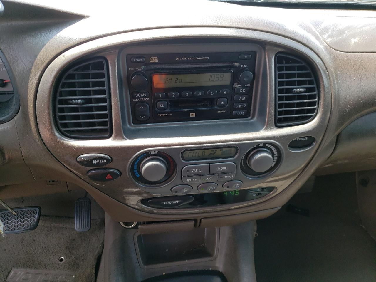 Photo 9 from auction – 2002 TOYOTA SEQUOIA LI with VIN 5TDZT38A22S112084
