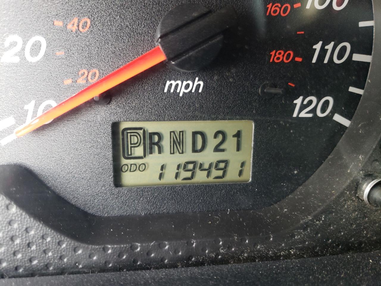 Photo 8 from auction – 2003 MAZDA TRIBUTE ES with VIN 4F2CZ96163KM04811