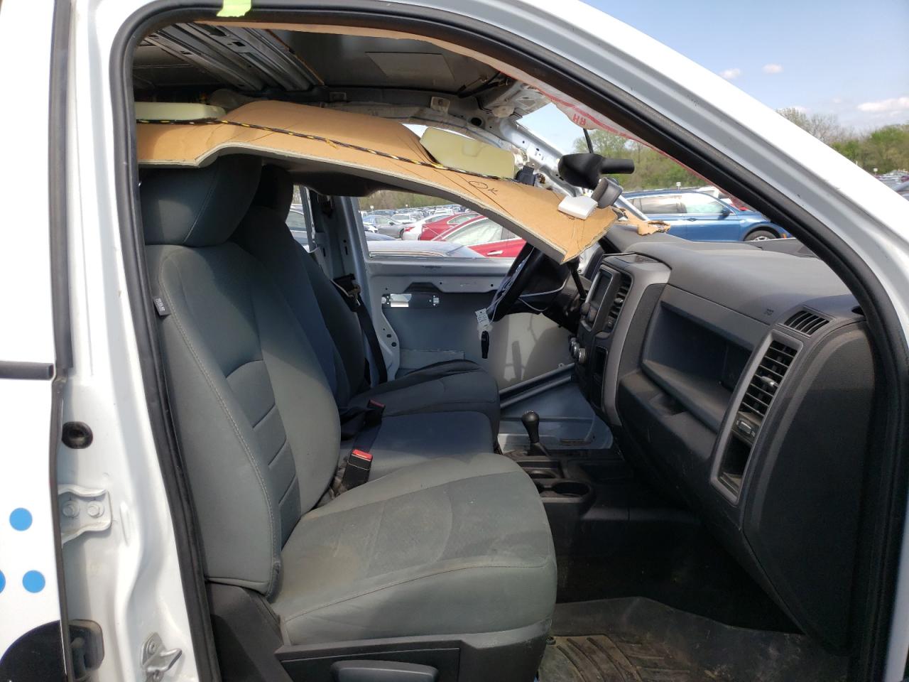 Photo 5 from auction – 2016 RAM 2500 ST with VIN 3C6UR5HJXGG359788