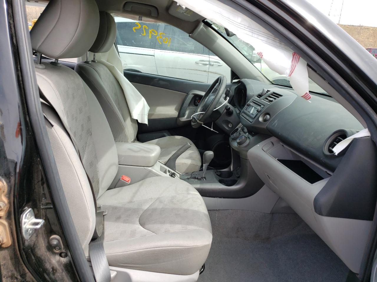 Photo 5 from auction – 2012 TOYOTA RAV4 with VIN 2T3BF4DV2CW221071